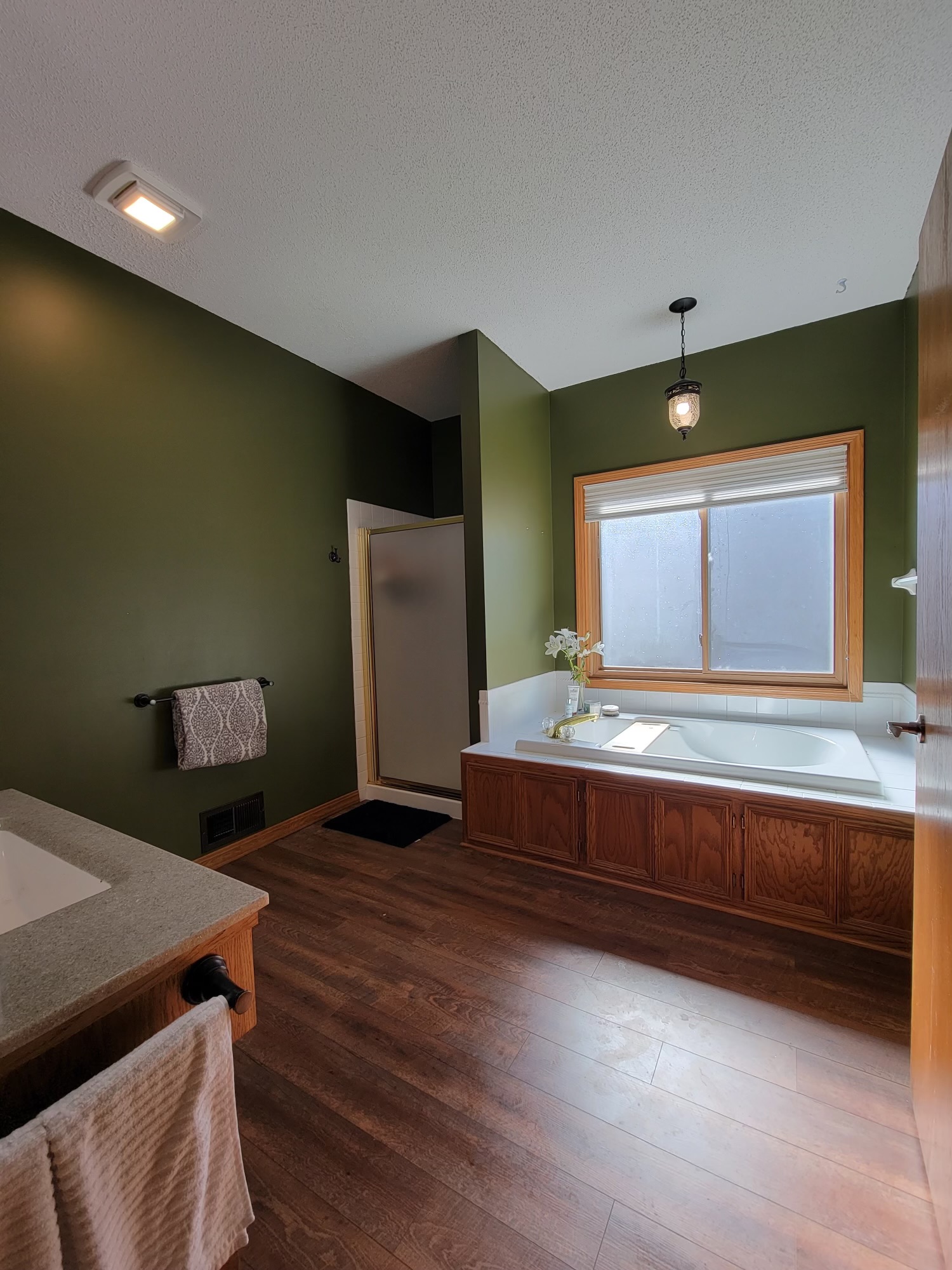 Clean and comfortable bathroom facilities